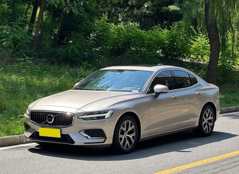 Volvo S60, 2023