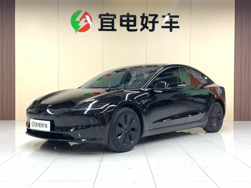 Tesla Model 3, 2025