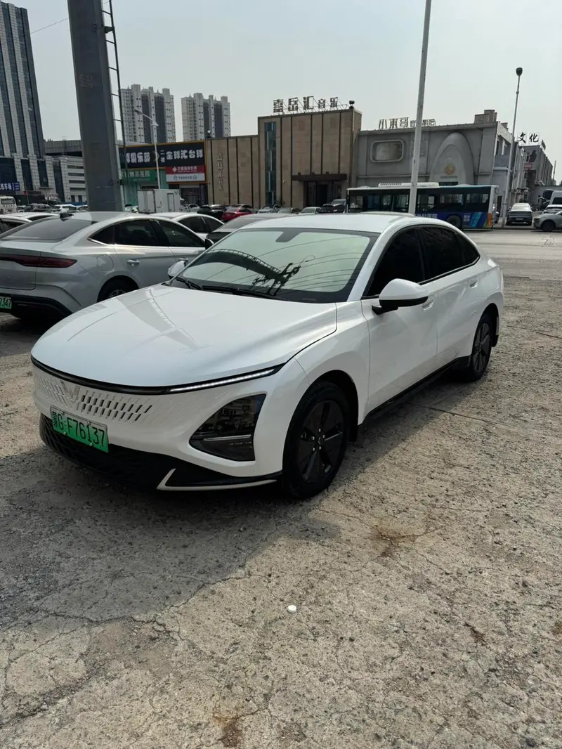 Wuling Starlight PHEV, 2024