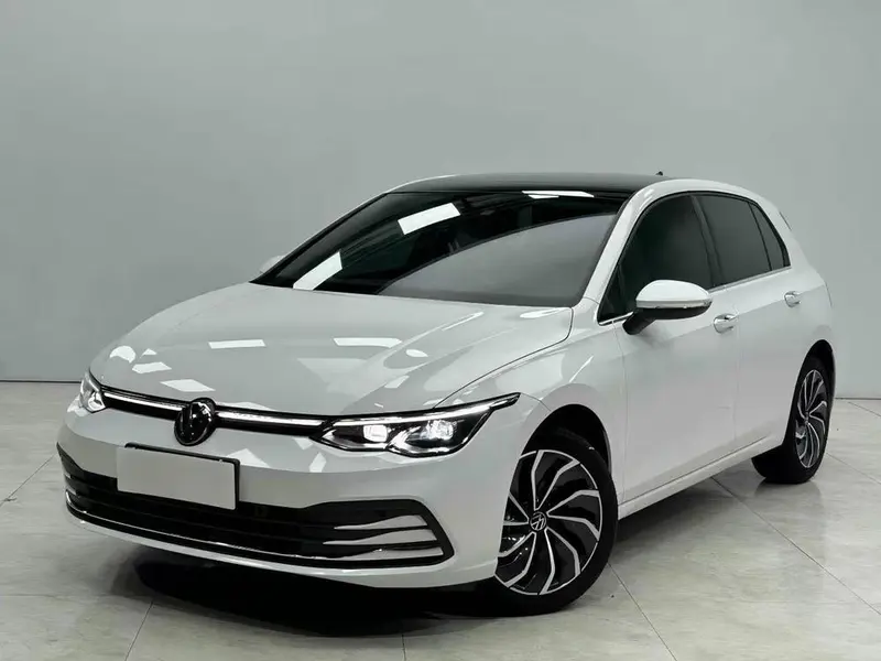 Volkswagen Golf, 2023