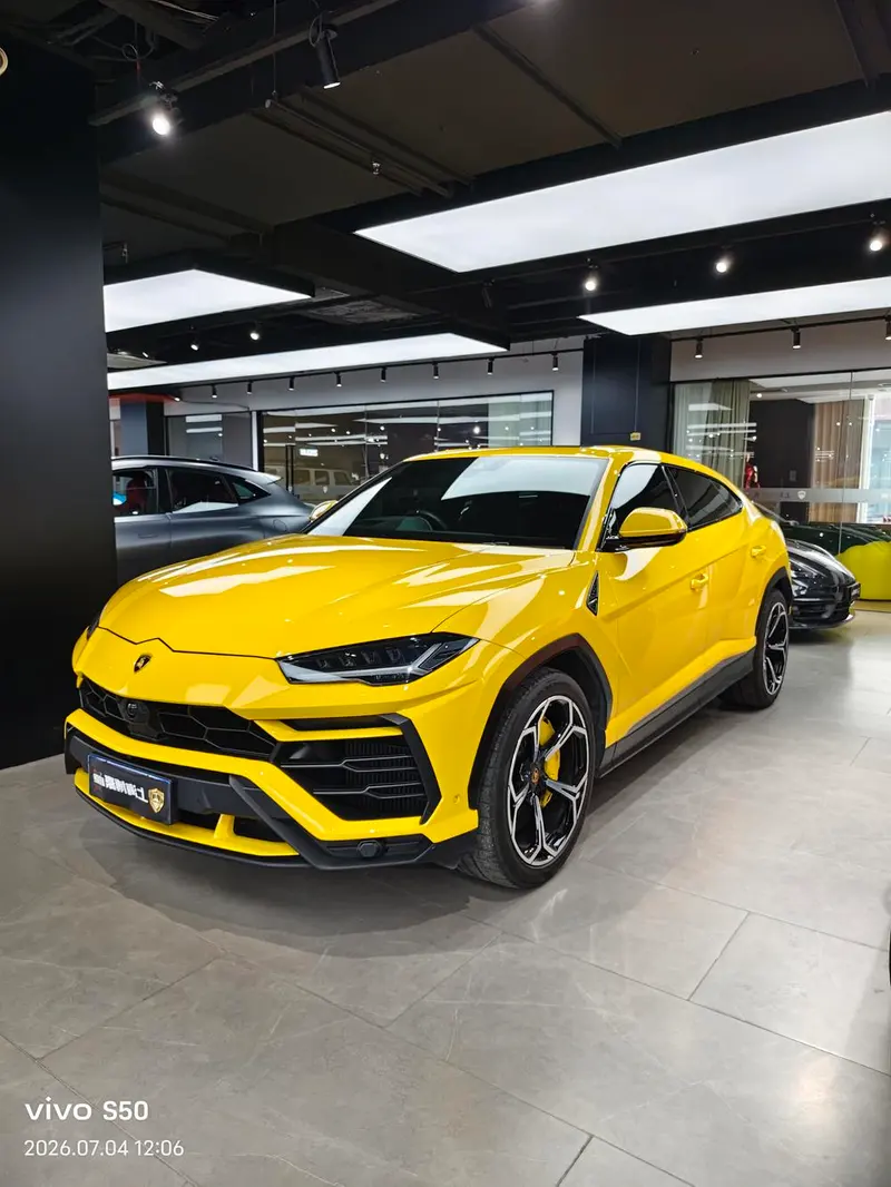 Lamborghini Urus, 2022