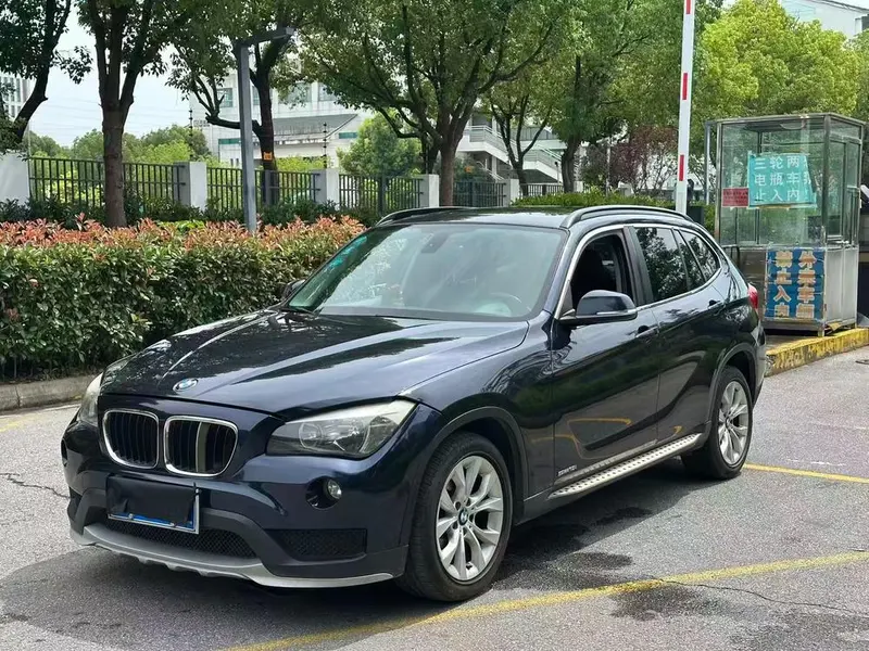 BMW X1 sDrive18i Fashion Version, 2014 — фото 1