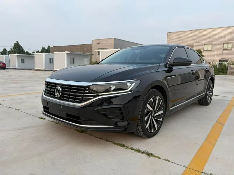 Volkswagen Passat, 2022