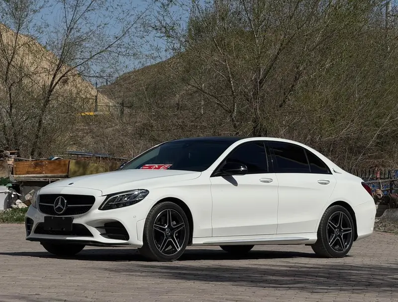 Mercedes-Benz C-Class, 2021