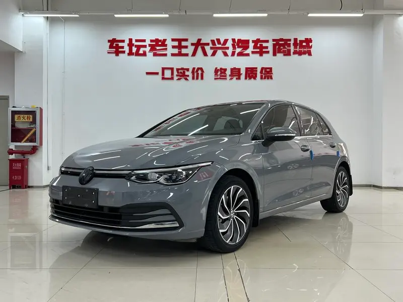 Volkswagen Golf, 2021