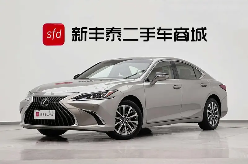 Lexus ES 200 Edition, 2021 — фото 1