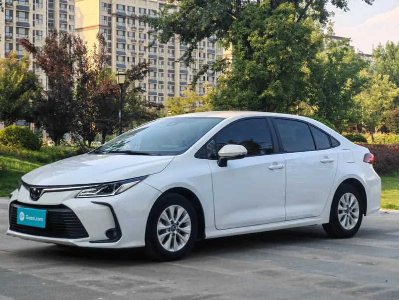 Toyota Corolla 1.5L CVT Edition, 2022 — фото 1