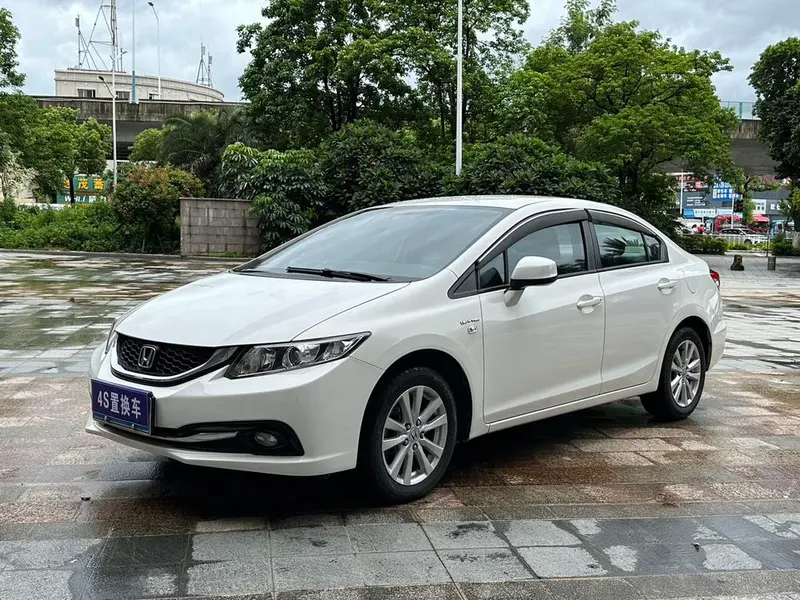 Honda Civic 1.8L Auto Classic Edition, 2014 — фото 1