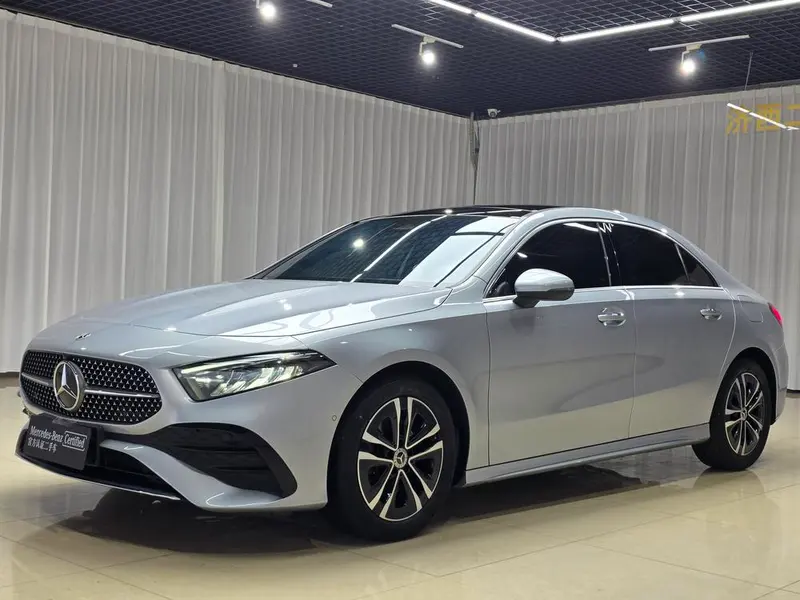 Mercedes-Benz A-Class A 200 L Edition, 2024 — фото 1