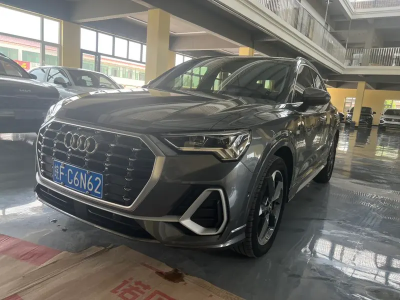 Audi Q3 35 TFSI Fashion Version, 2023 — фото 1