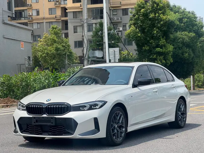 BMW 3-Series, 2025