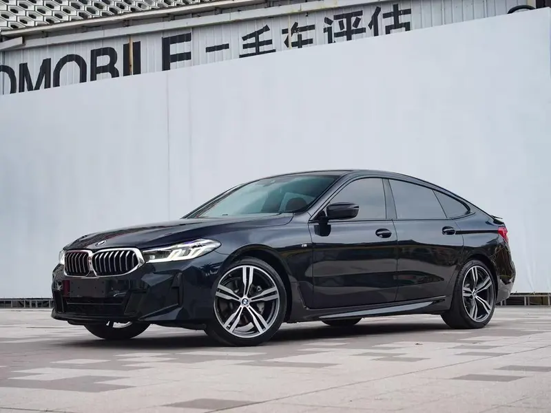 BMW 6-Series GT, 2022
