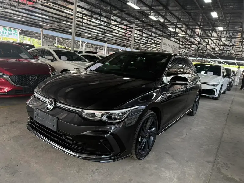 Volkswagen Golf, 2021