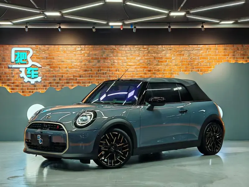MINI MINI 2.0T COOPER S CABRIO 白日星尘 限定配色, 2025 — фото 1