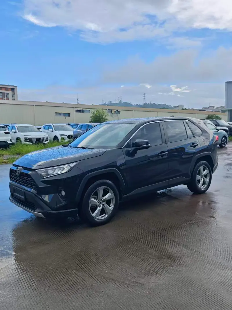 Toyota RAV4 2.0L CVT 2WD Edition, 2022 — фото 1