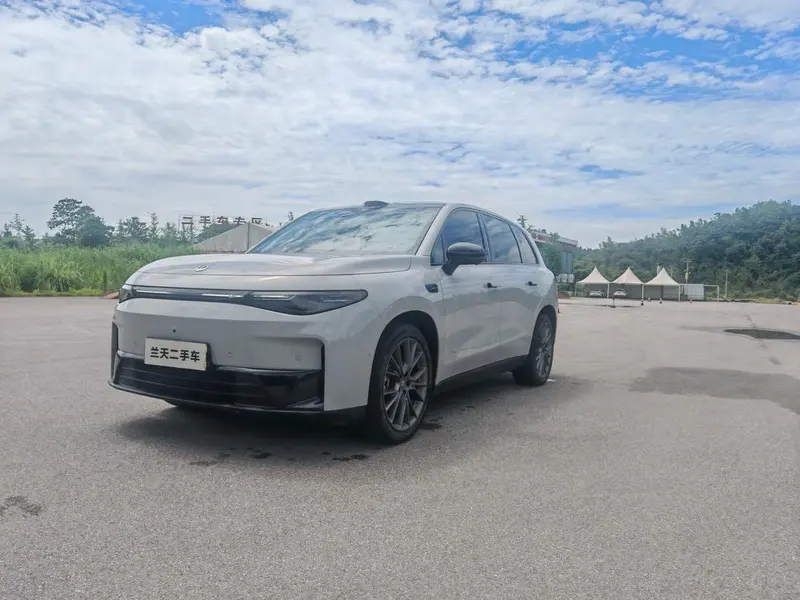 Leapmotor C10 Electric Edition 605 Lidar Edition, 2026 — фото 1