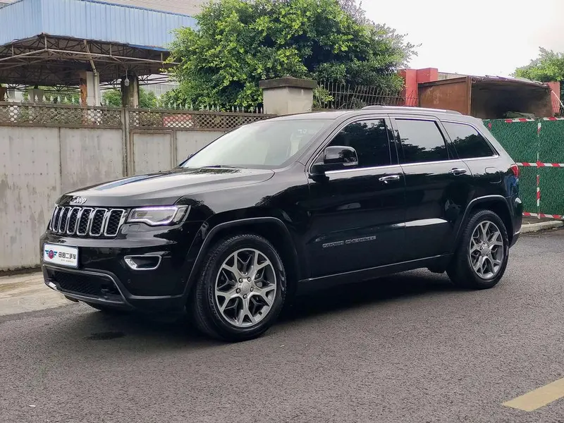 Jeep Grand Cherokee (Import), 2021