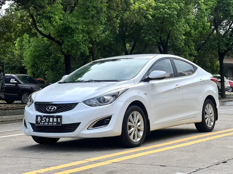 Hyundai Elantra Langdong 1.6L Auto Smart Version, 2016 — фото 1
