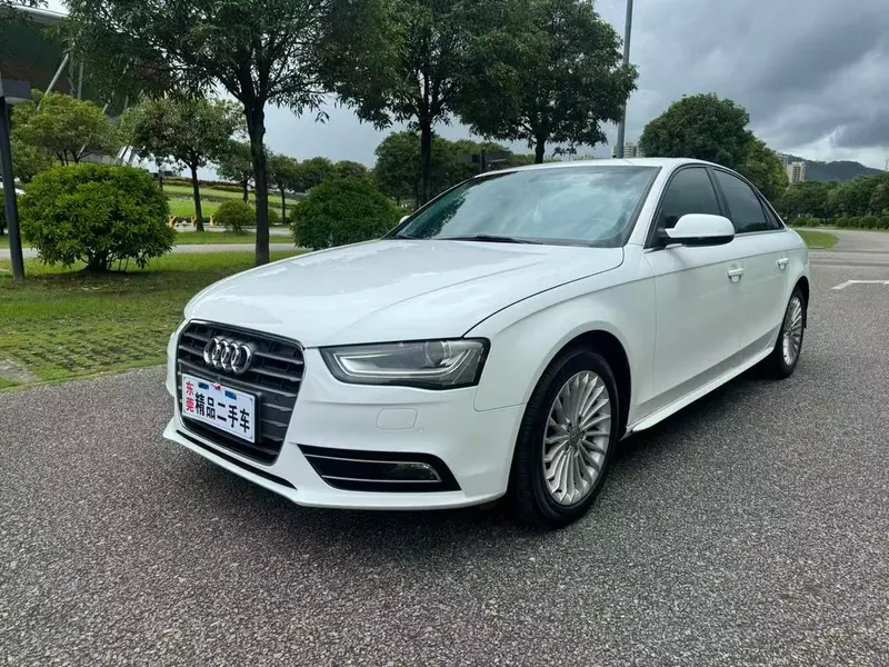 Audi A4L, 2013