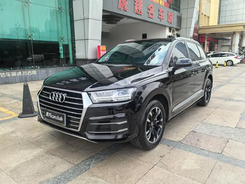 Audi Q7 55 TFSI Version, 2019 — фото 1