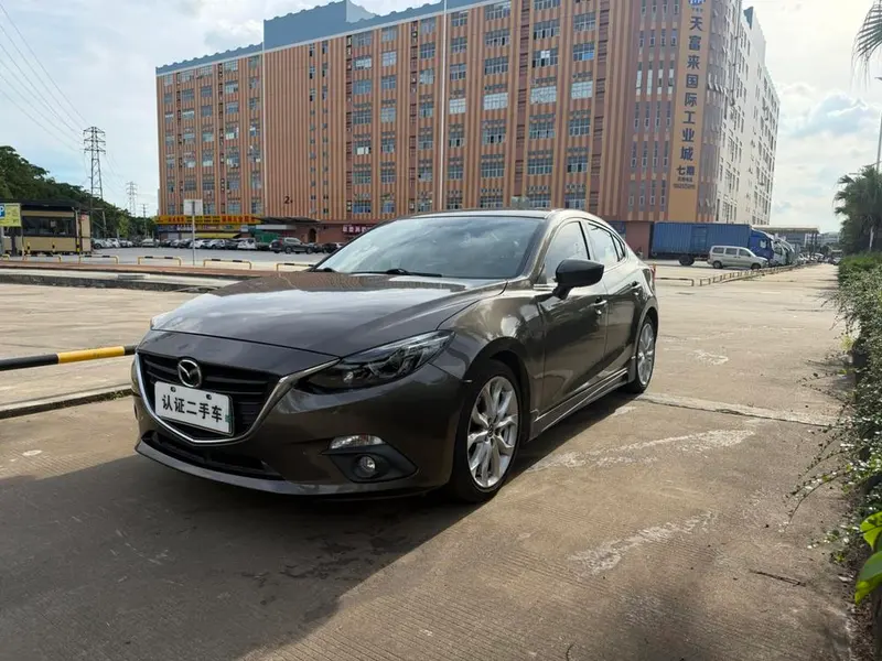 Mazda 3 Axela, 2014
