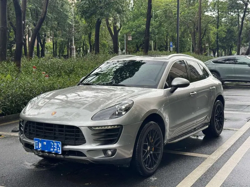 Porsche Macan, 2014
