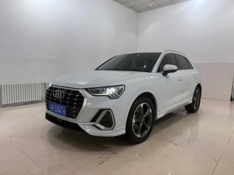 Audi Q3 35 TFSI Fashion Version (1.5T), 2023 — фото 1