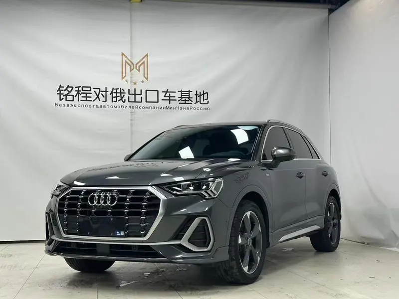 Audi Q3 35 TFSI Fashion Version, 2022 — фото 1