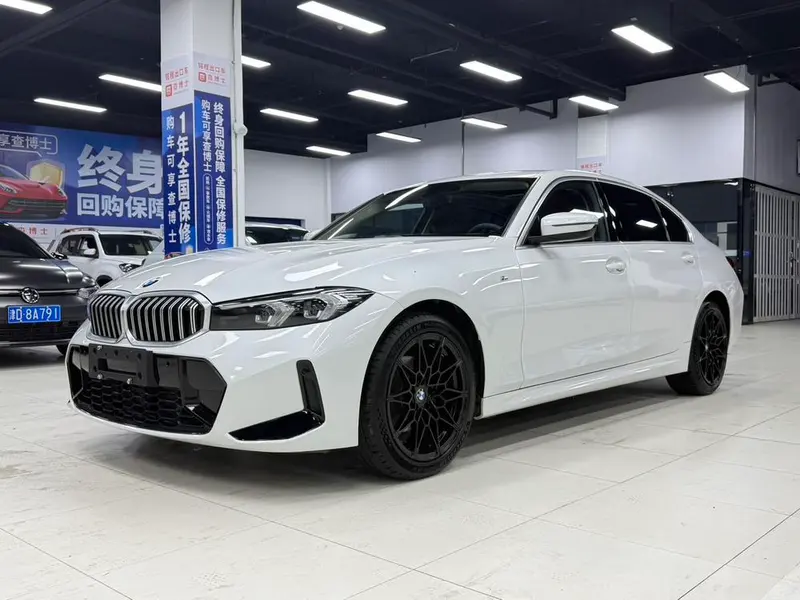 BMW 3-Series, 2023
