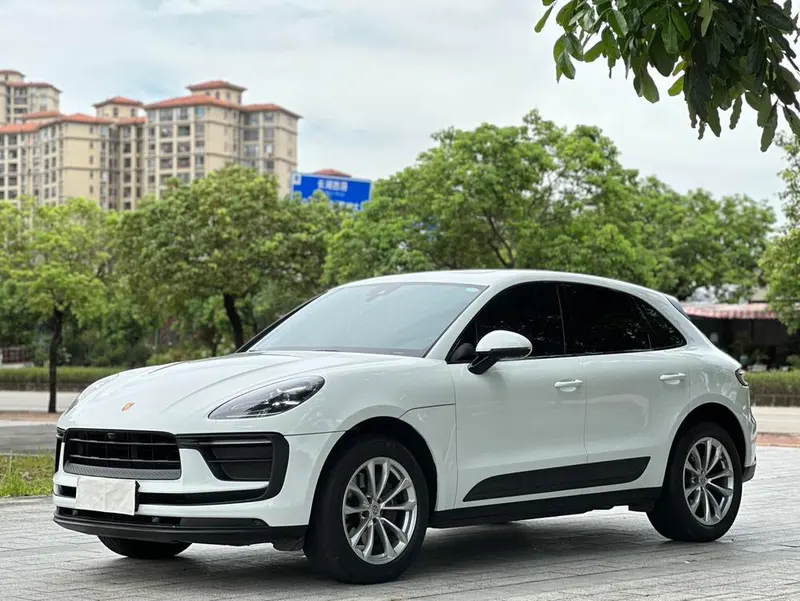 Porsche Macan, 2022