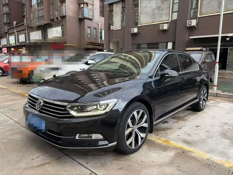 Volkswagen Magotan 380TSI DSG Premium Version, 2018 — фото 1