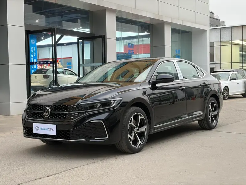 Volkswagen Passat, 2025