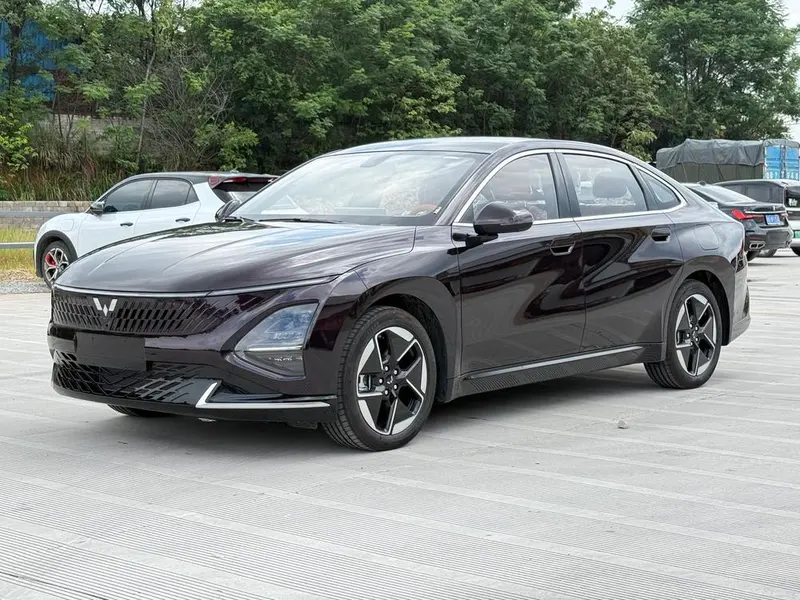 Wuling Starlight PHEV, 2025