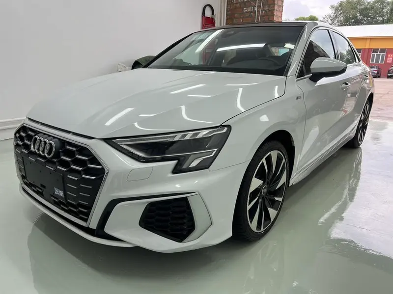 Audi A3 Facelift A3L Limousine 35 TFSI Fashion Sport Version, 2023 — фото 1