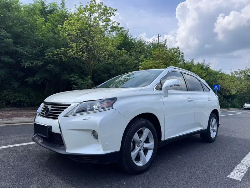 Lexus RX Classic 270 Luxury Edition, 2013 — фото 1