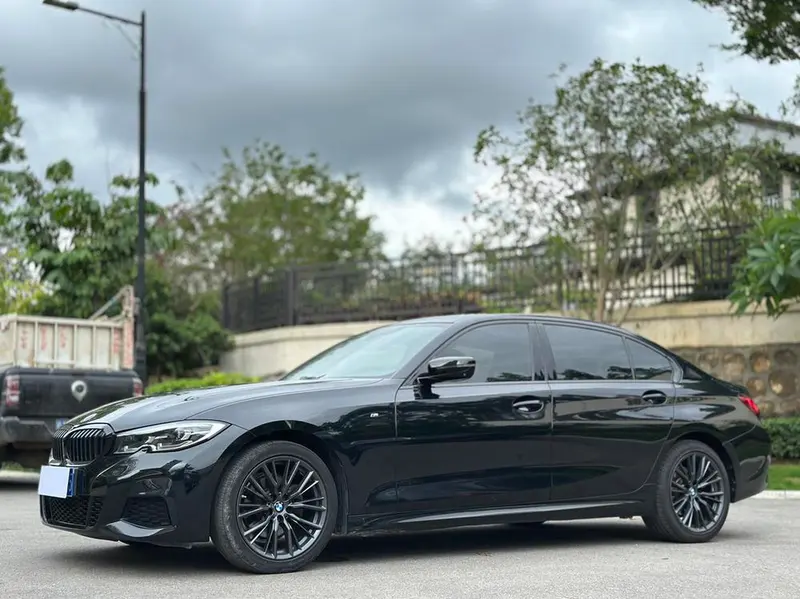 BMW 3-Series, 2020