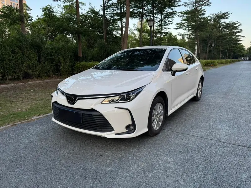 Toyota Corolla 1.2T S-CVT Edition, 2021 — фото 1