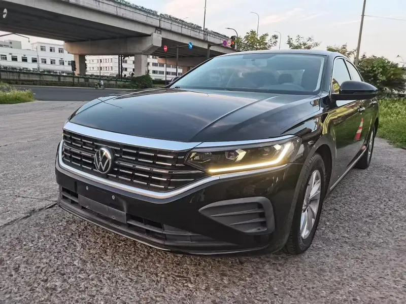 Volkswagen Passat, 2022
