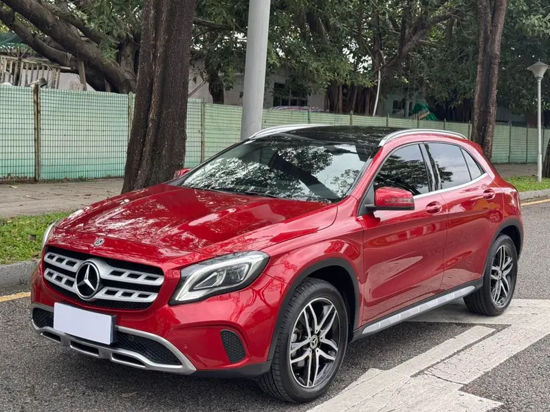 Mercedes-Benz GLA GLA 200 Fashion Version, 2017 — фото 1