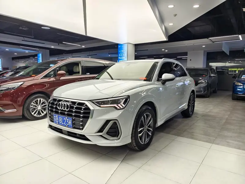 Audi Q3 35 TFSI Version, 2021 — фото 1