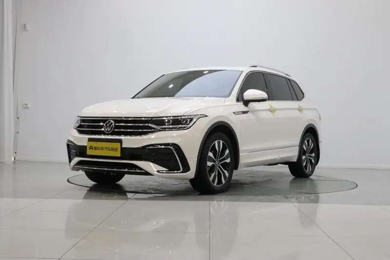 Volkswagen Tiguan L, 2022