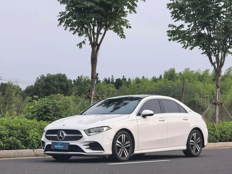 Mercedes-Benz A-Class A 180 L Sport, 2019 — фото 1