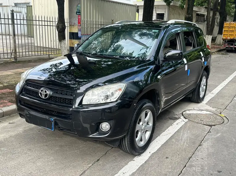 Toyota RAV4 2.0L Auto Luxury Edition, 2011 — фото 1