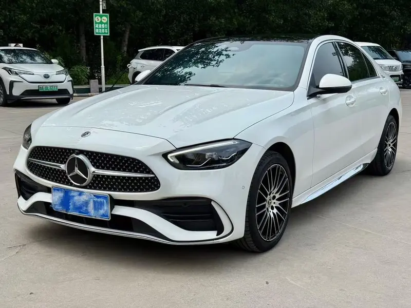 Mercedes-Benz C-Class, 2024