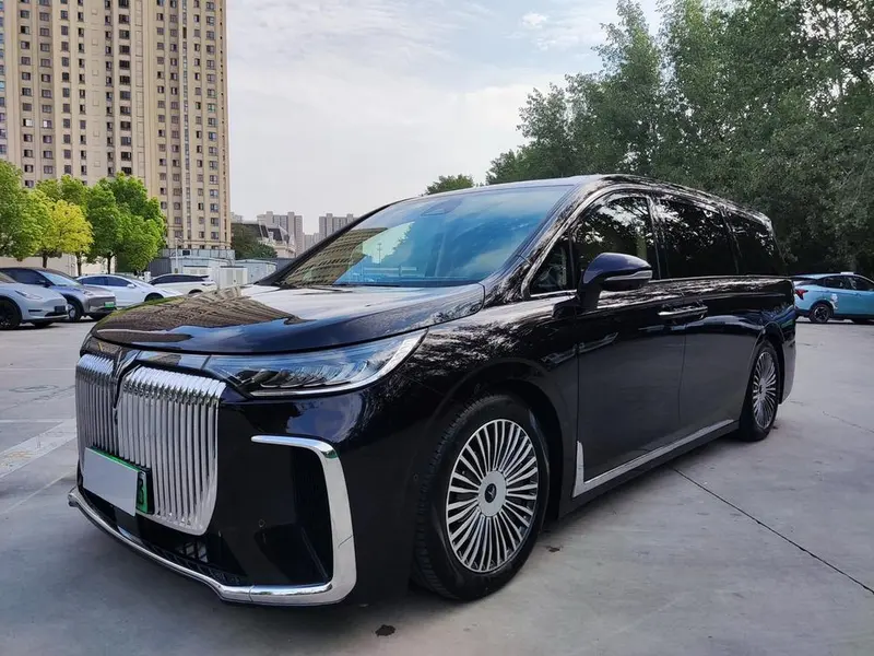 Voyah Dreamer PHEV, 2025