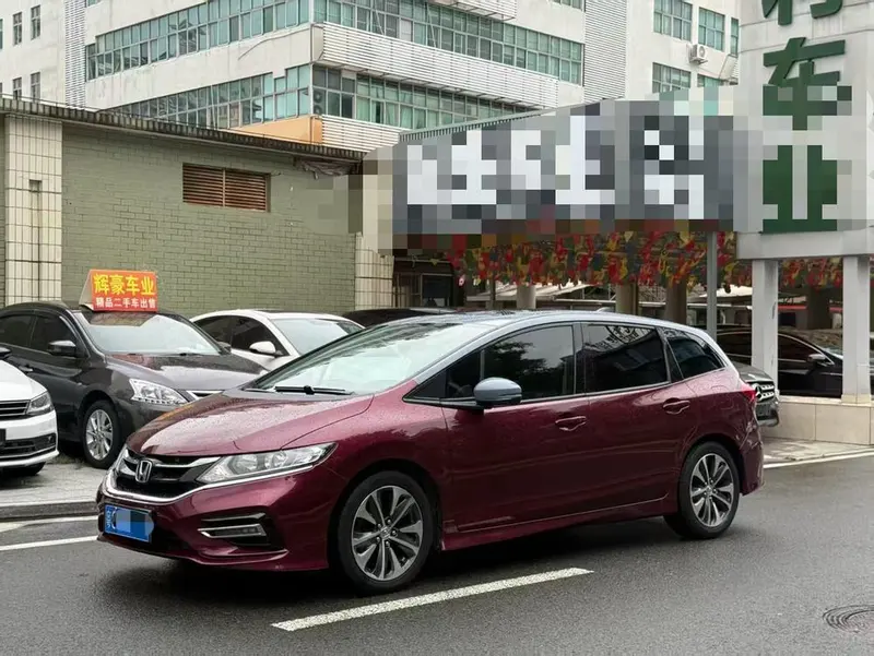 Honda Jade 210TURBO CVT Luxury Edition 5 Seater, 2017 — фото 1