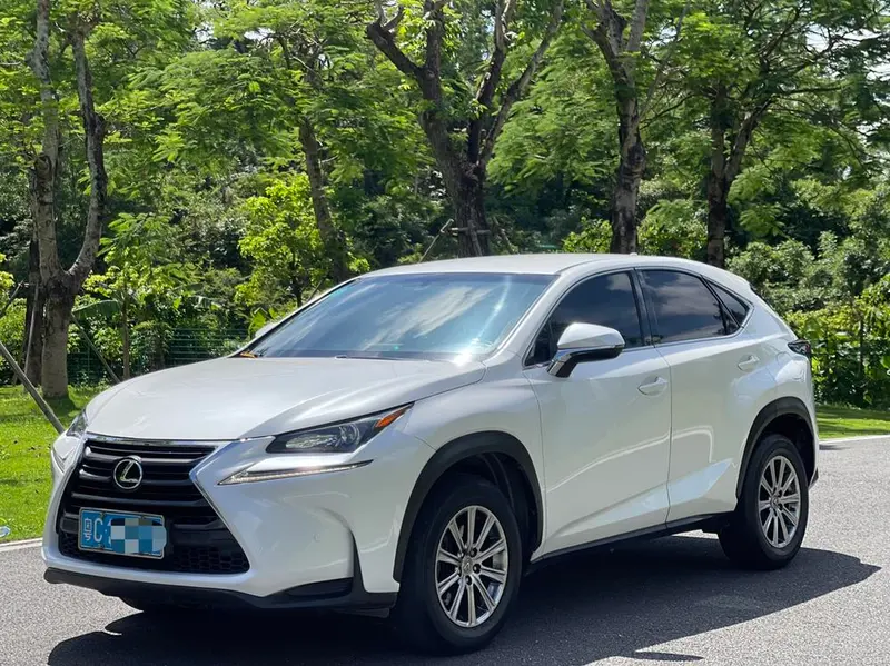 Lexus NX, 2015