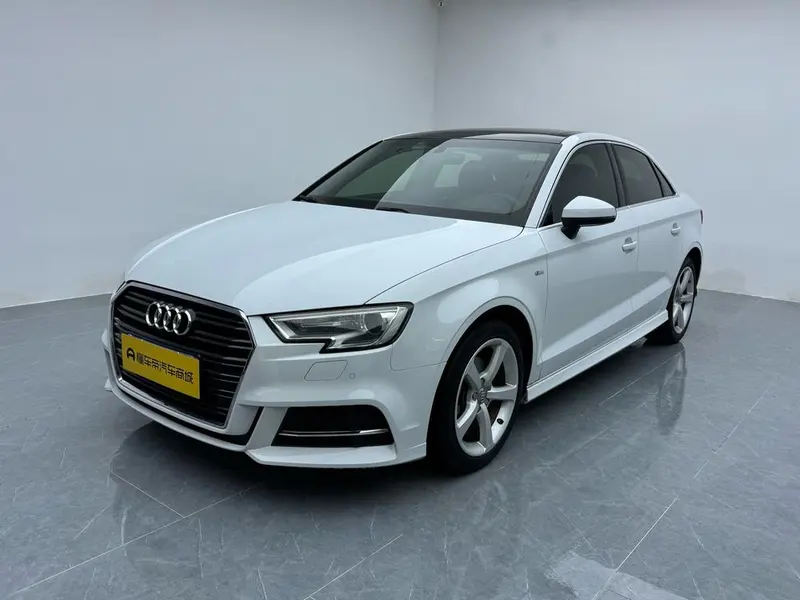 Audi A3 Limousine 35 TFSI Fashion Version, 2017 — фото 1
