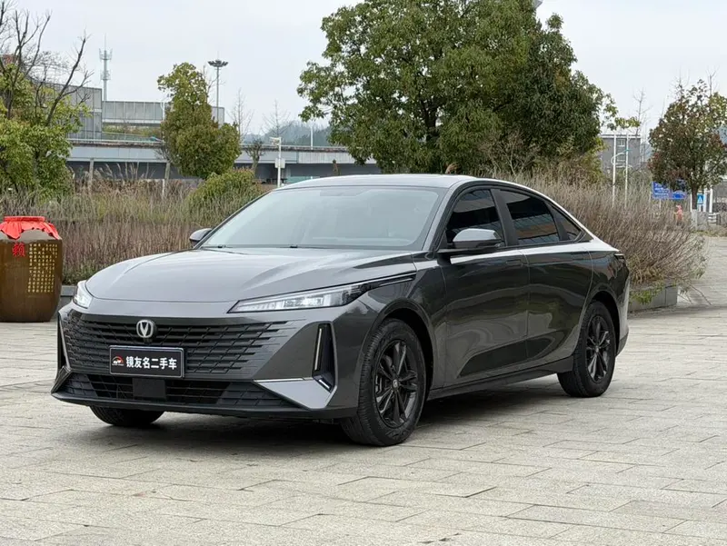 Changan Yida 1.5T GDI Auto Prestige Version, 2023 — фото 1