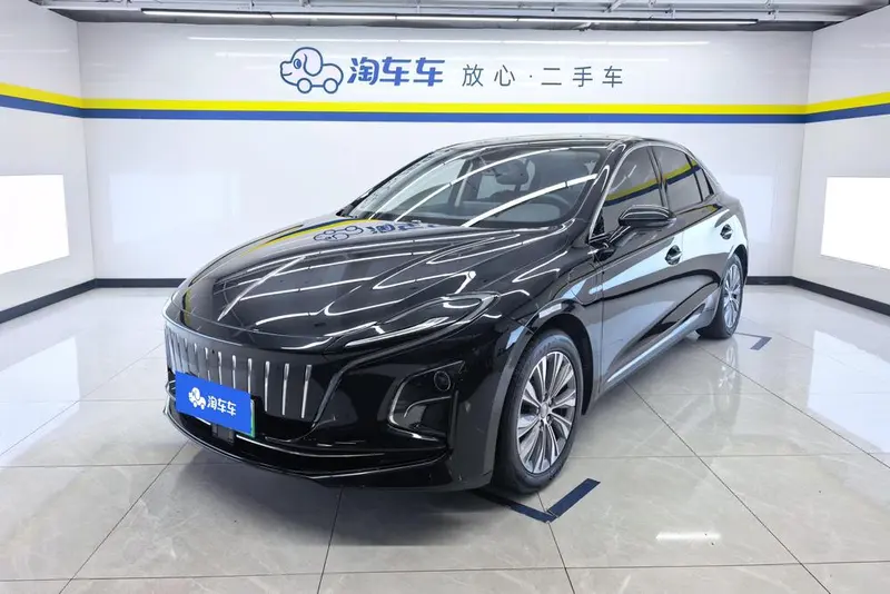 Hongqi E-QM5, 2024